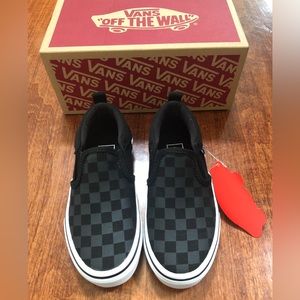NWT in box Kids Vans Asher Black on Black Checkered Slip on toddler size 11